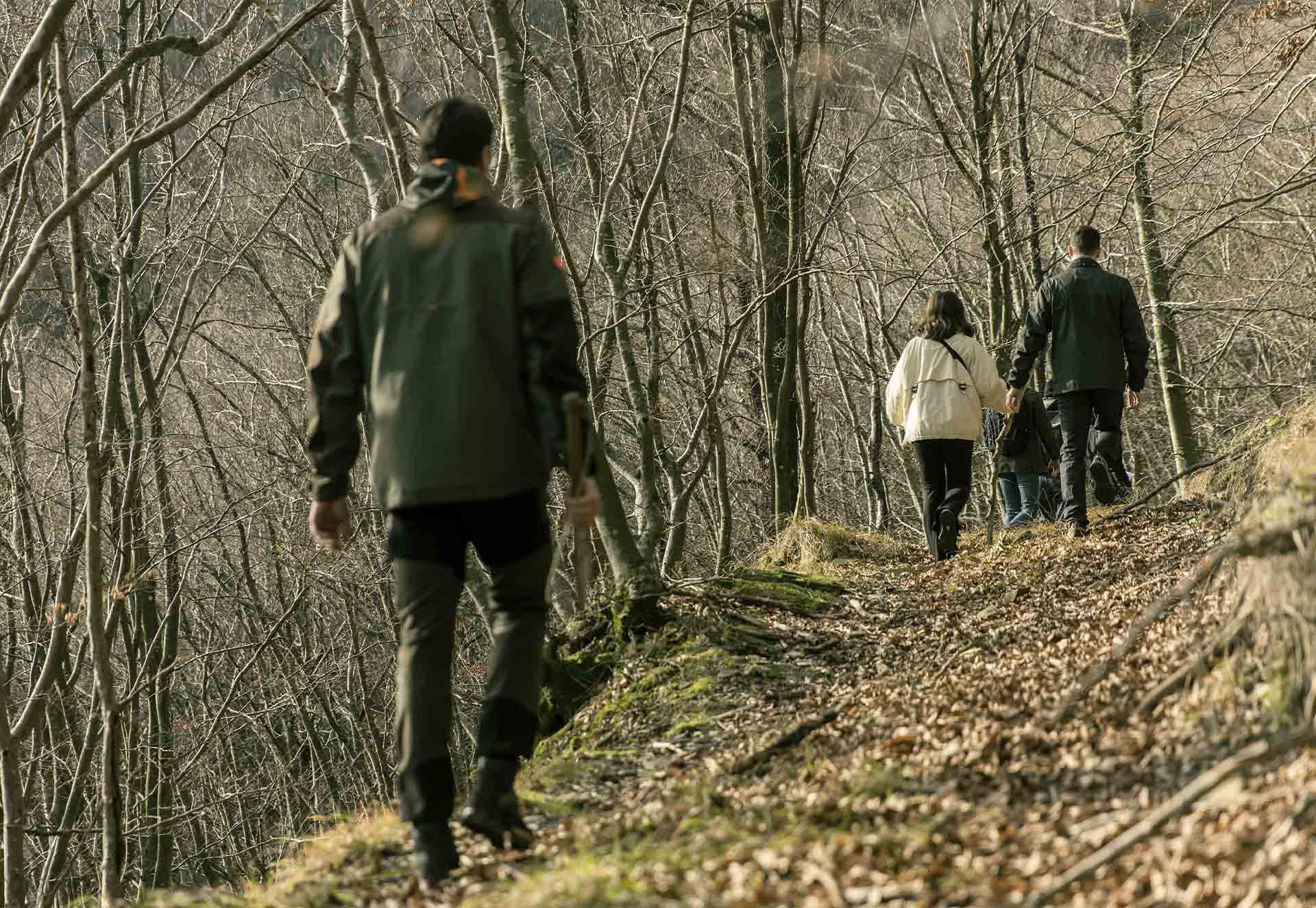 caccia-al-tartufo Hiking Valdichiana: escursioni tra sentieri e boschi.
